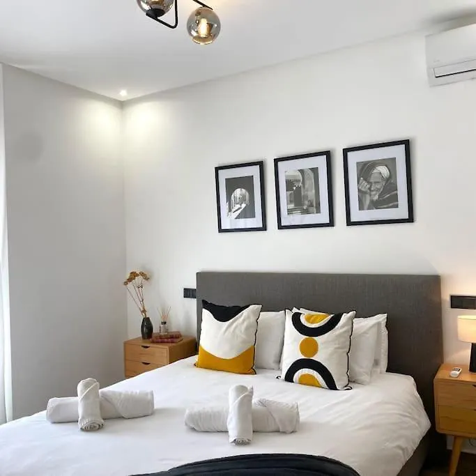 2 Bed Apartment With Rooftop Pool & Gym Downtown Marrakech Marrakesh 0*,